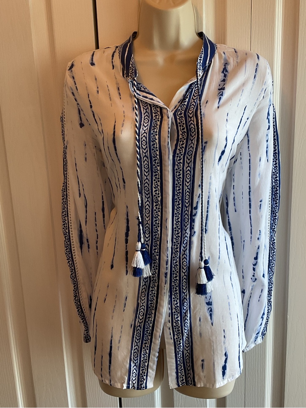 Chico's White and Navy Tassel-Front Tunic Blouse